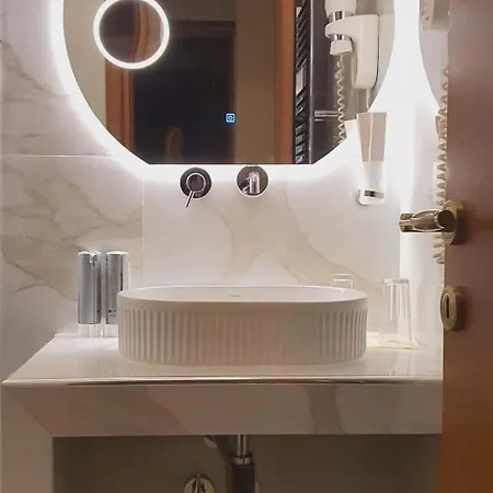Xenios Dias Boutique